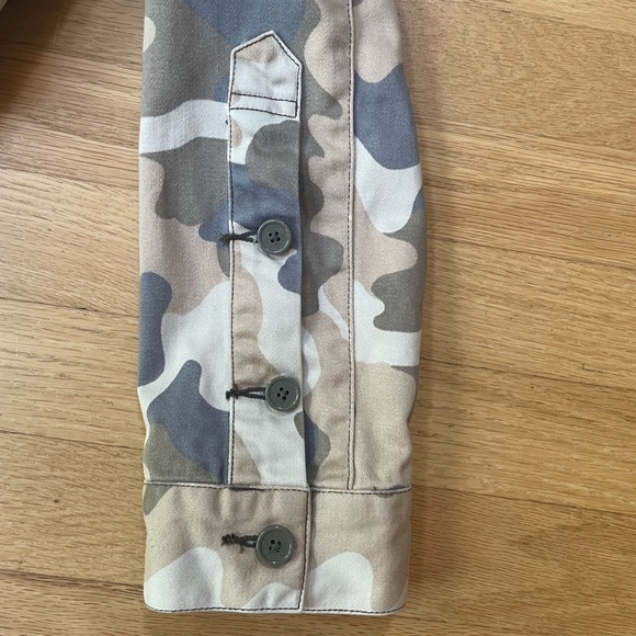 Vintage Old Navy Light Camo Button Up Jacket Size Small - Picture 4 of 10